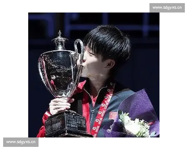 王楚钦遭横扫失世界第一,多哈夺冠仍稳固冠军地位 王楚钦遭横扫失世界第一,多哈夺冠仍稳固冠军地位