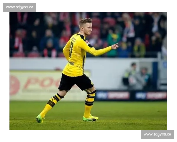 罗伊斯两助攻 + 神级脚后跟,银河 3-3 绝平圣路易斯城 罗伊斯两助攻 + 神级脚后跟,银河 3-3 绝平圣路易斯城