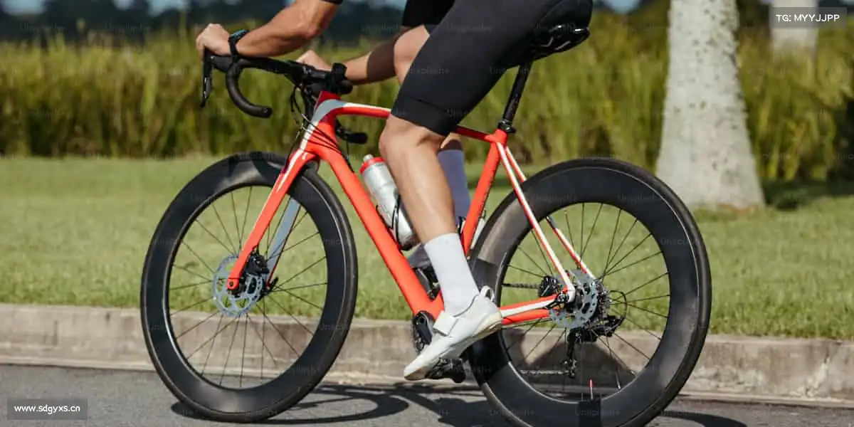 zoty中欧🤼‍♂️摔倒？站起来！这就是体育的精神！